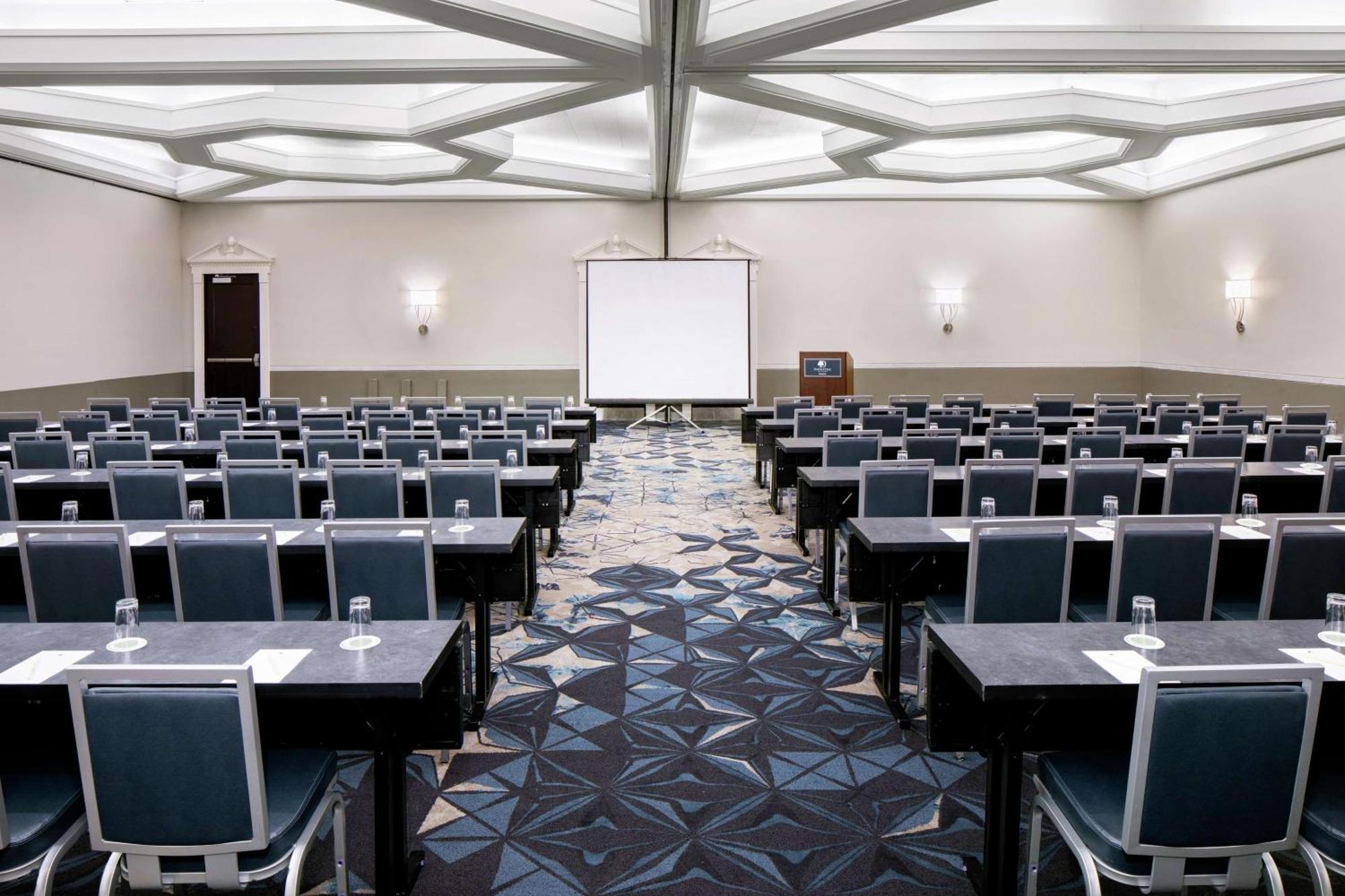 Doubletree By Hilton Nashua Hotel Exterior foto