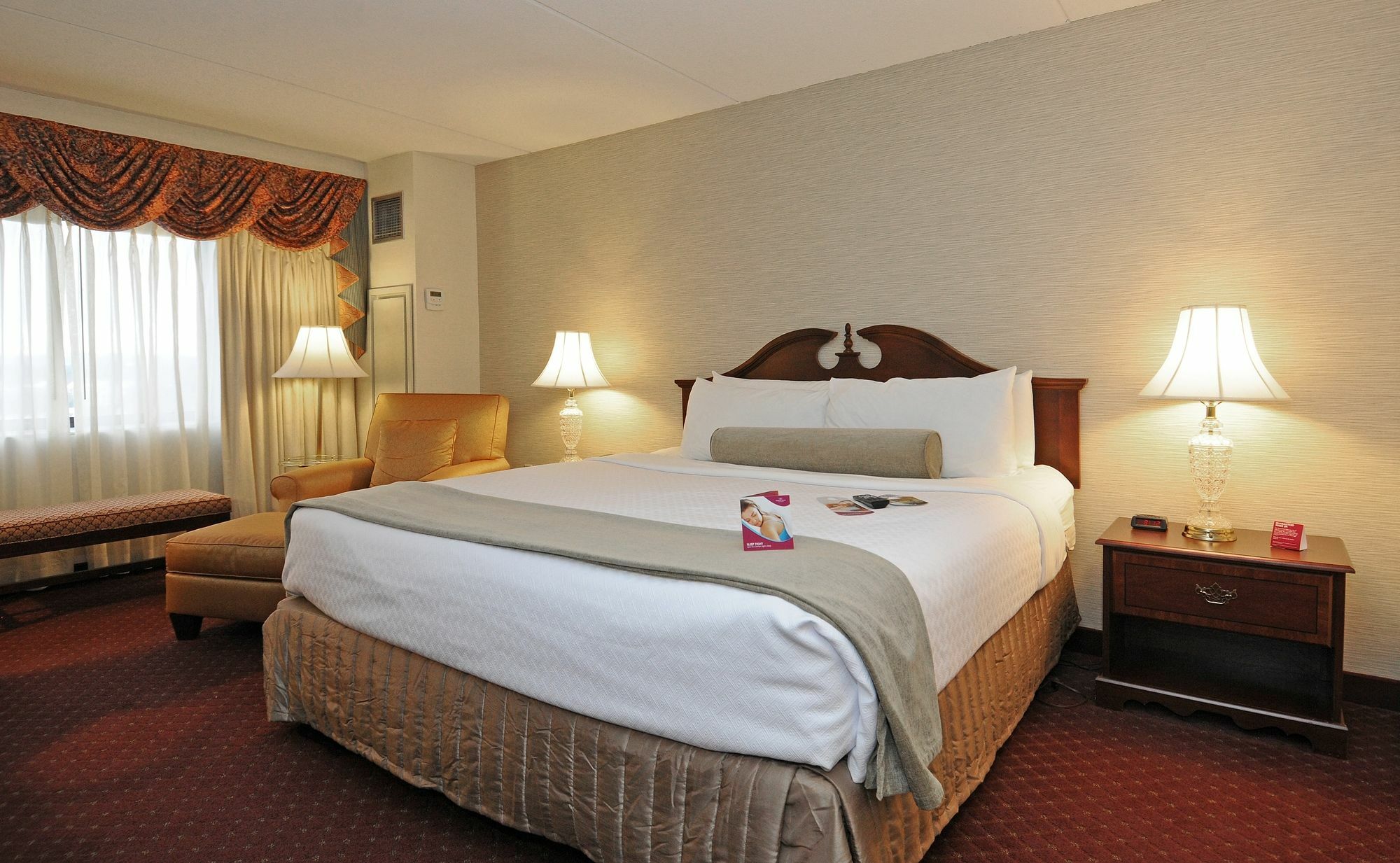 Doubletree By Hilton Nashua Hotel Exterior foto